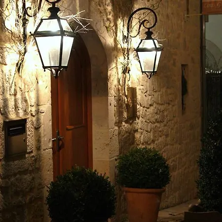 فندق Lous Grits